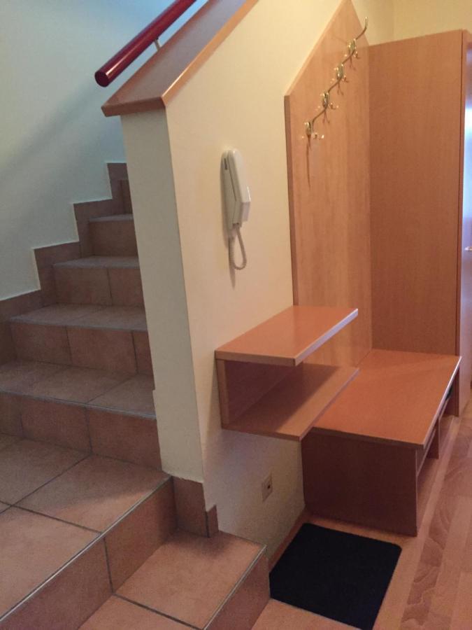 Familien Chalet Mit Direktem Bademantelgang Zur Therme Lutzmannsburg Eksteriør bilde