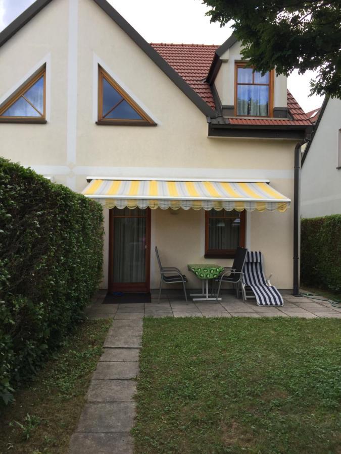 Familien Chalet Mit Direktem Bademantelgang Zur Therme Lutzmannsburg Eksteriør bilde
